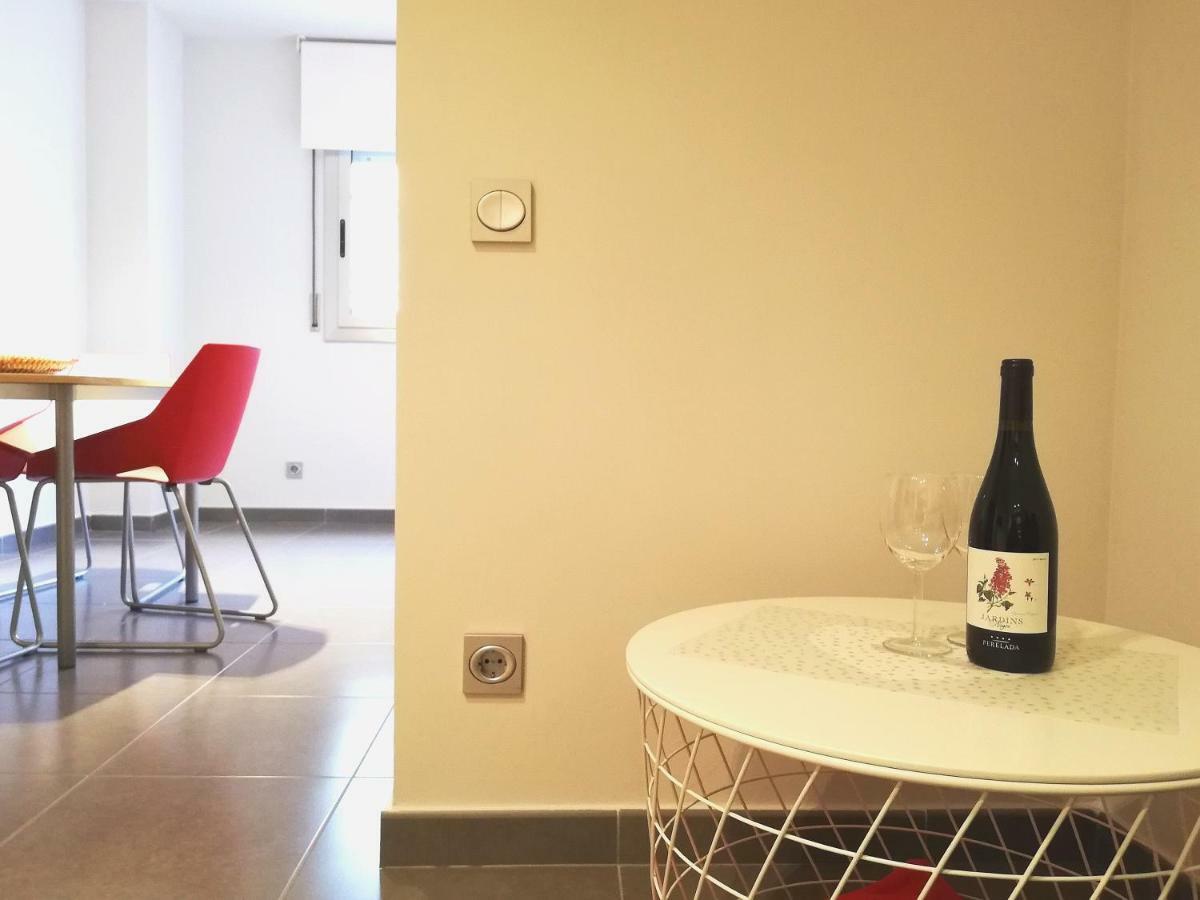 Mazi Apartments Nest Mataró Екстериор снимка